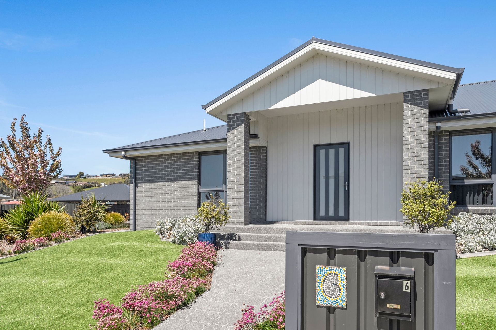 6 Barleen Place, West Ulverstone, TAS 7315