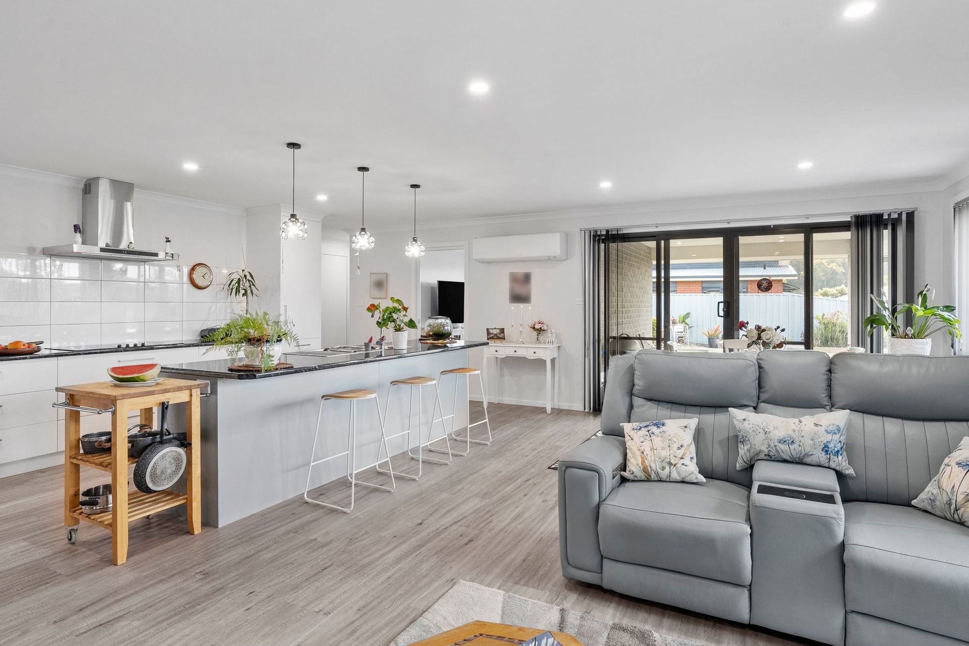 6 Barleen Place, West Ulverstone, TAS 7315