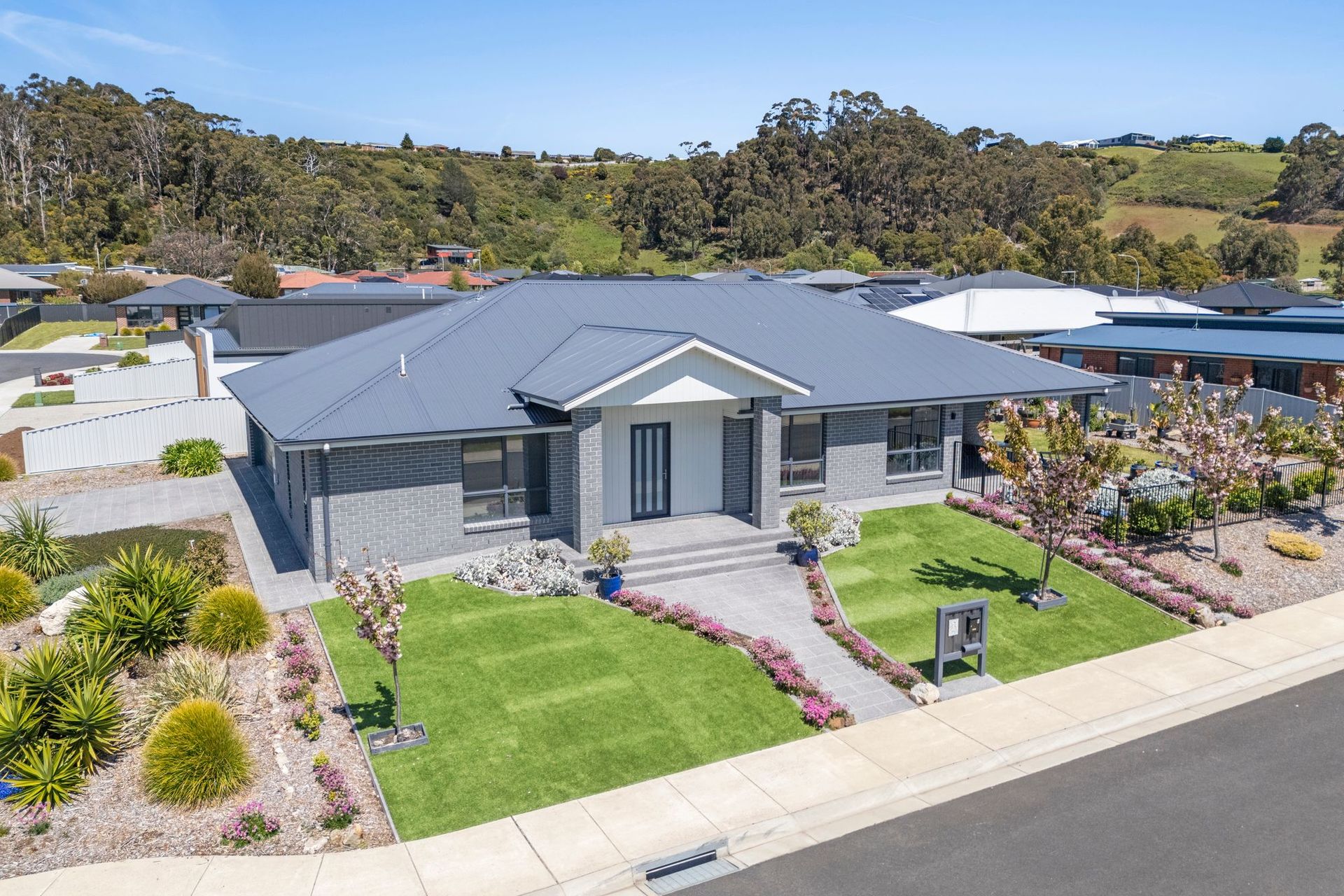 6 Barleen Place, West Ulverstone, TAS 7315